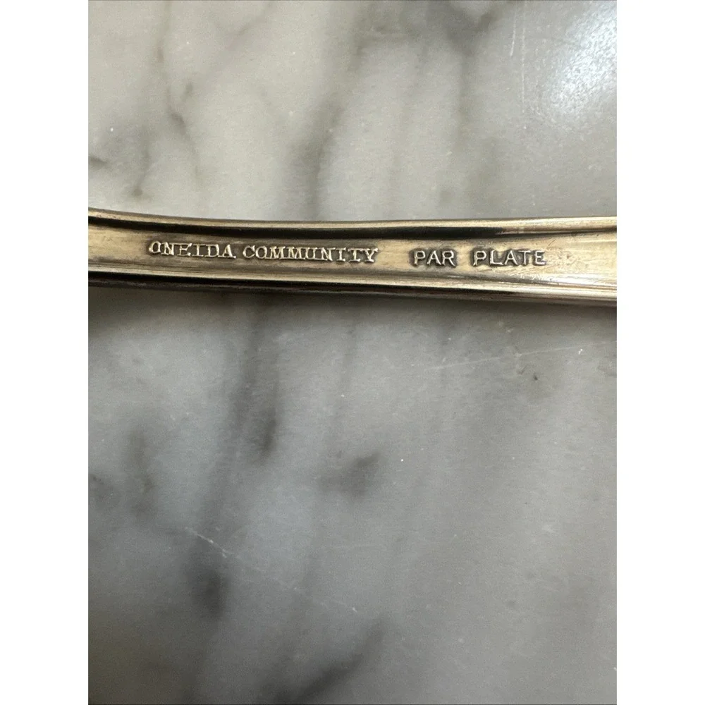11 Oneida Community  Primrose 7 1/2 Inch Forks Set Of 5‎